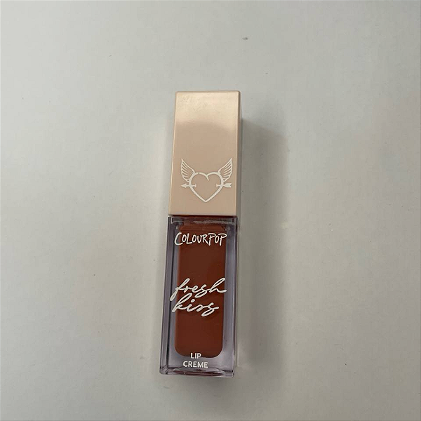 Batom Colourpop Fresh Kiss | Cor: Makeout (Sem caixa)