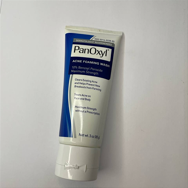 PanOxyl Acne Foaming Wash With 10% Benzoyl Peroxide 85g (Sem caixa)