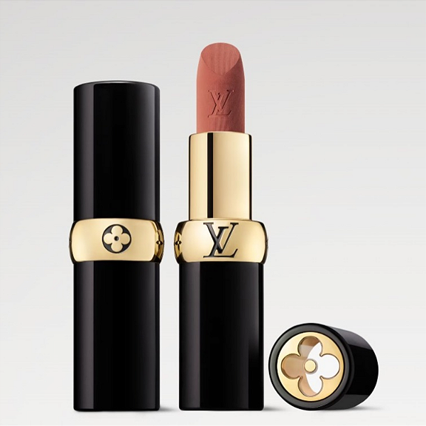 Batom Matte Louis Vuitton LV Rouge - Matte Lipstick | Cor: 105 - Nude Nécessaire