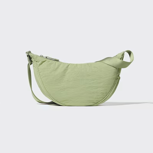 Mini Bolsa de Ombro Uniqlo Round Mini Shoulder Bag | Cor: 52 Green