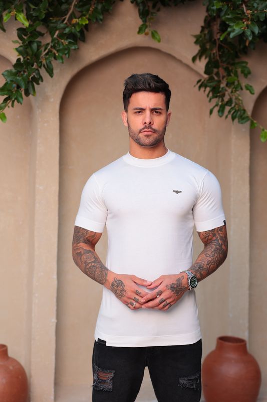 CAMISETA OFFWHITE-SLIM-BRASÃO-FB
