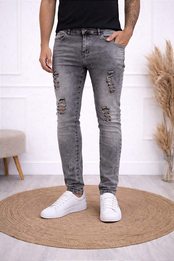 CALÇA JEANS SKINNY JEANS DESTROYED CINZA ELASTANO