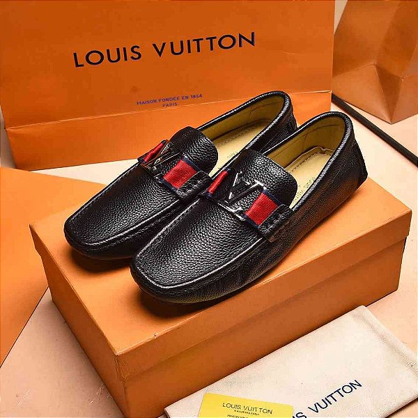 Mocassim Louis Vuitton em Couro Granulado Black - LLebu: A