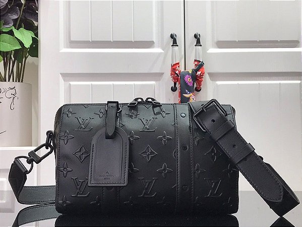 Bolsa Louis Vuitton Keepall City Monogram Seal "Black"