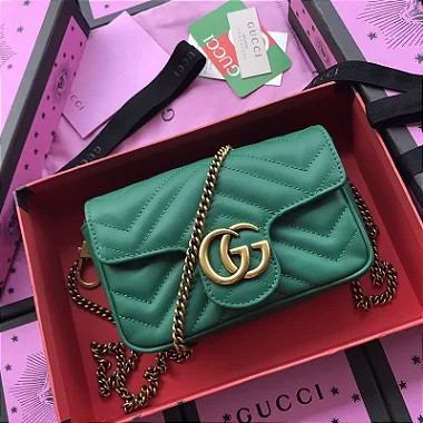 Bolsa Gucci GG Marmont Matelassé Super Mini "Green"