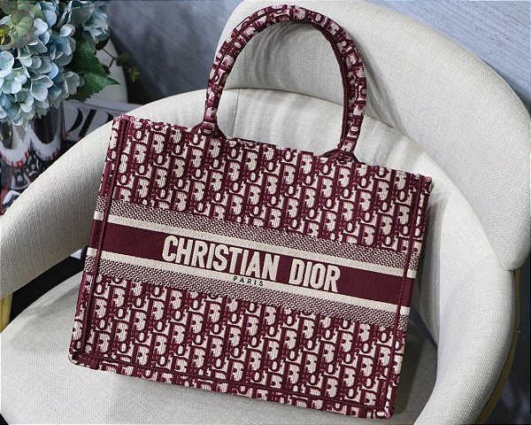 Bolsa Dior Book Tote Oblique "Maple" - LLebu: A melhor experiência de Luxo  online do mundo!