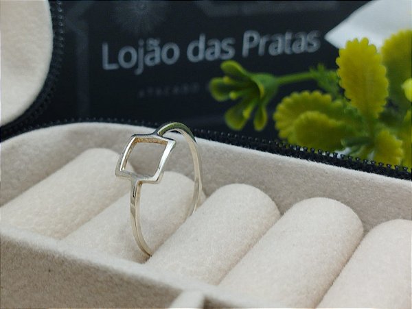 *Anel com Design Quadrado de Prata 925*