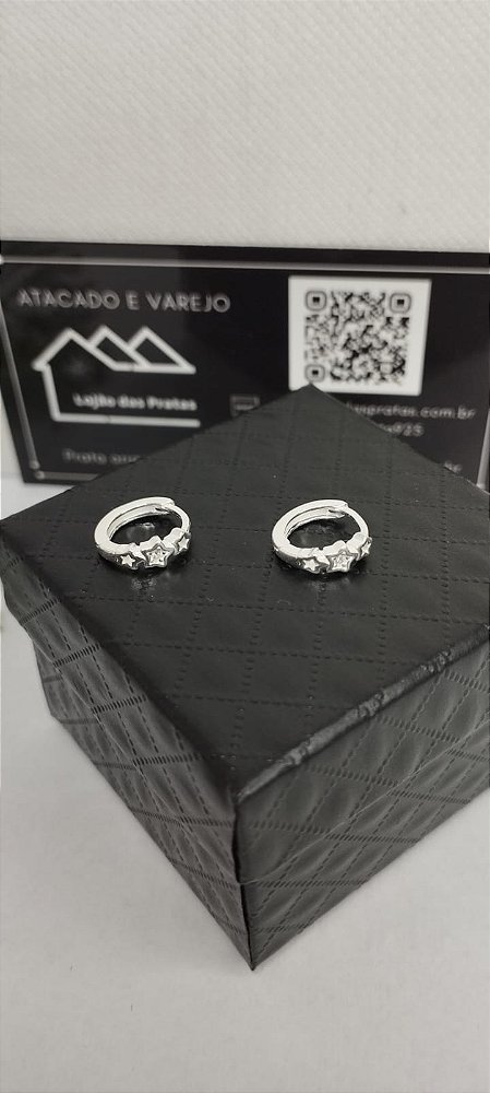 *Brinco Argola com trio de estrela em prata 925*