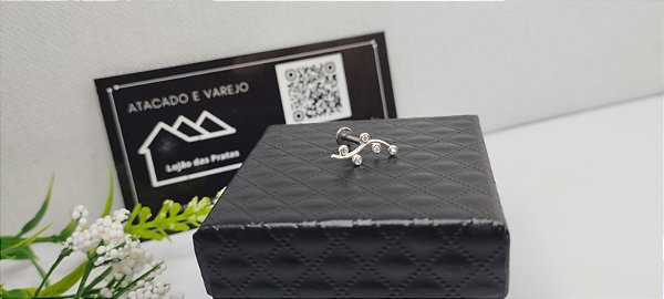 *Piercing Furo com Pedras em Prata 925*