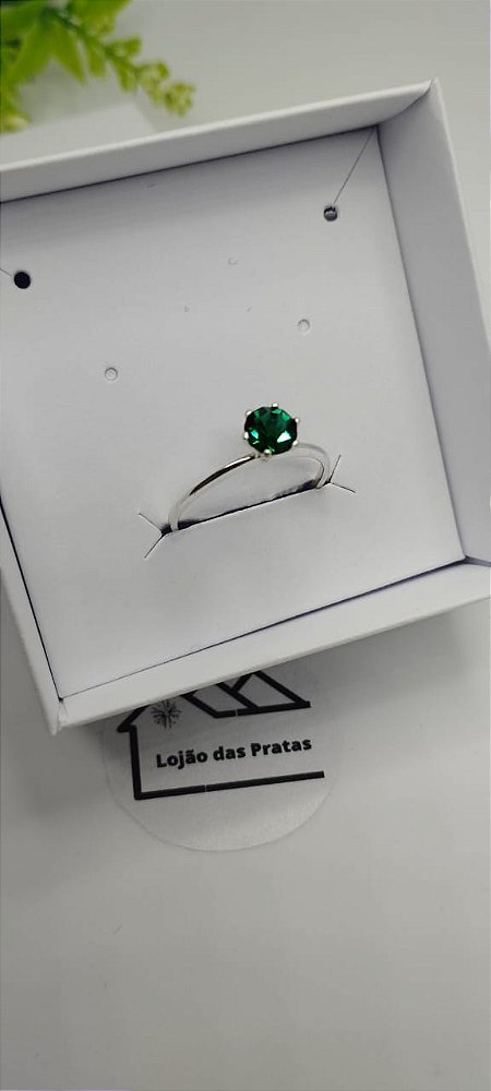 *Anel solitário com pedra Verde zircônia em prata 925*