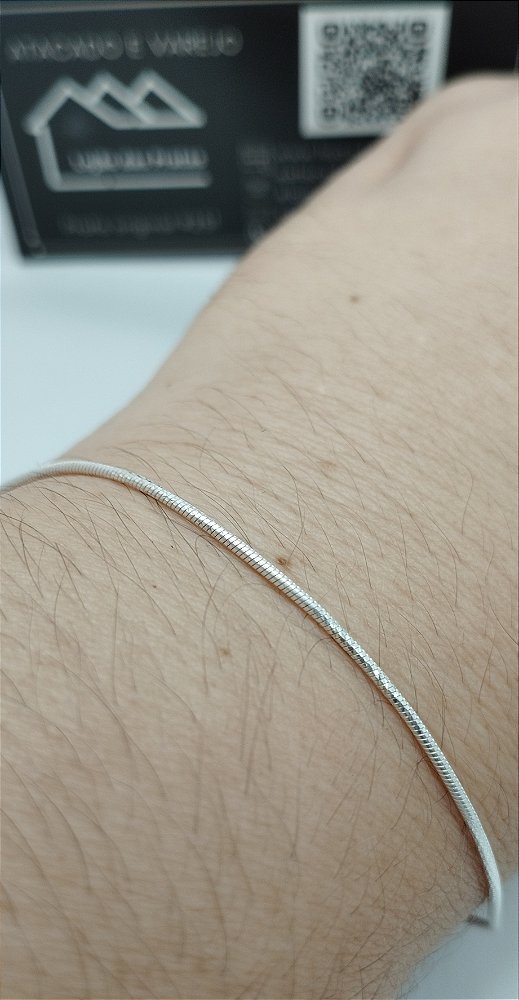 Pulseira fio laminado 18cm em prata 925