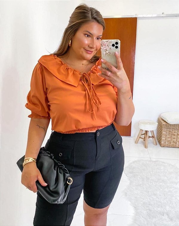 BERMUDA LISA COM BOLSOS PLUS SIZE