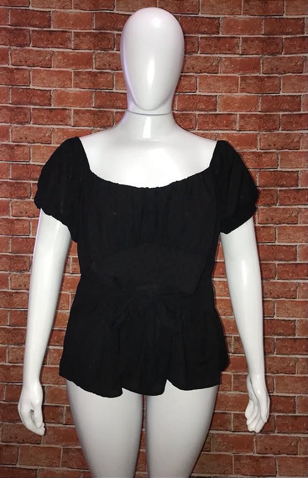 BLUSA COM AMARRAÇÃO
