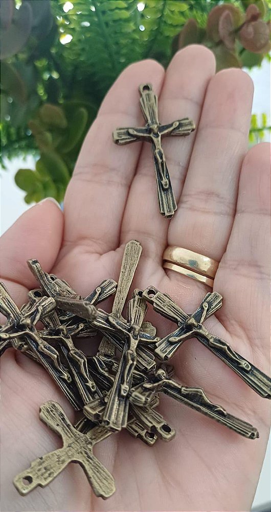 Crucifixo Médio