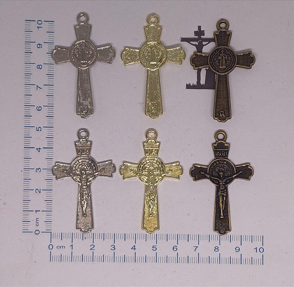 Crucifixo Médio