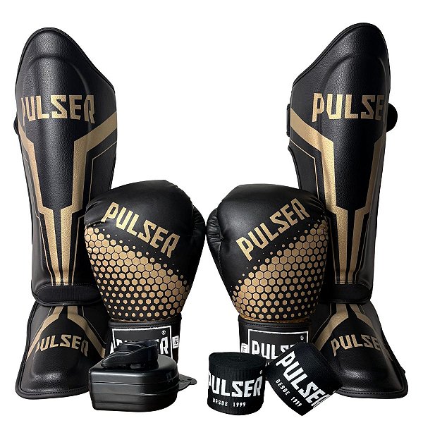 SUPER KIT LUVA 14OZ + CANELEIRA G/30MM + BANDAGEM + BUCAL - PRETO DOURADO HEXA - PULSER
