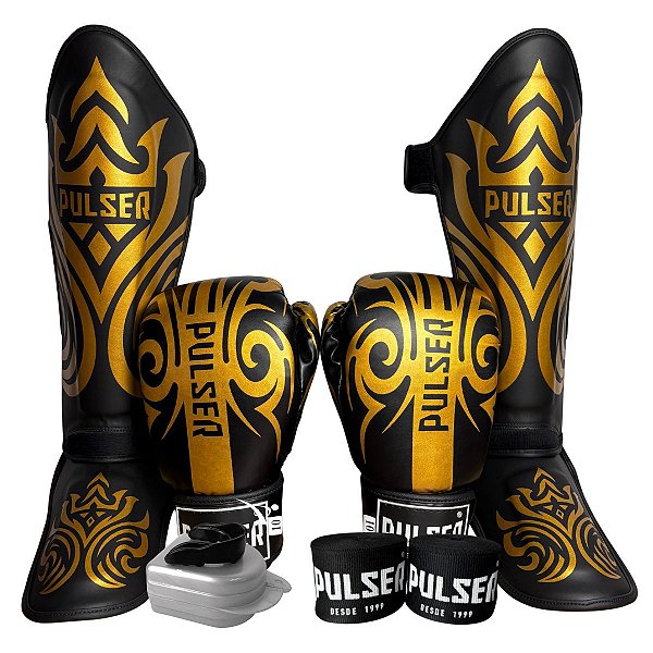 SUPER KIT LUVA 12OZ + CANELEIRA G/30MM + BANDAGEM + BUCAL - PRETO COM DOURADO GOLD - PULSER