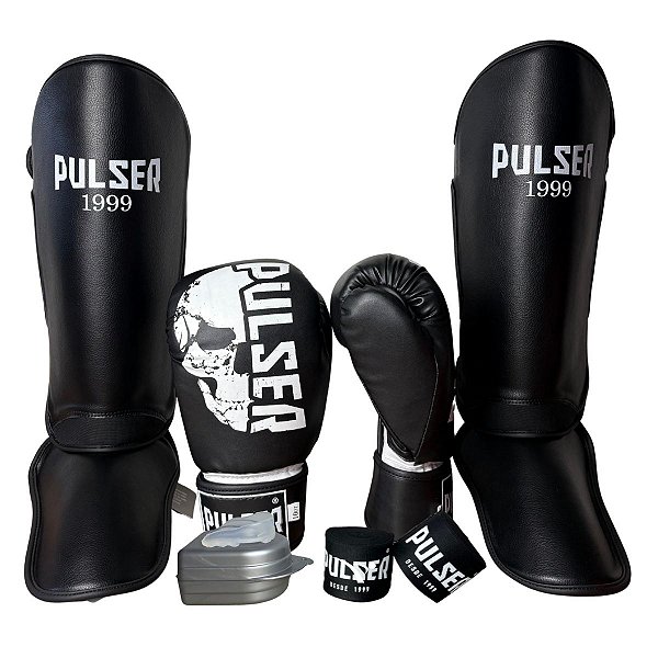KIT LUVA 14OZ + CANELEIRA M/20MM + BANDAGEM + BUCAL - PRETO CAVEIRA - PULSER