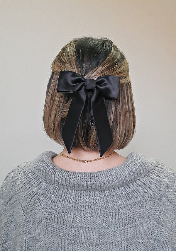Laço clássico acetinado preto