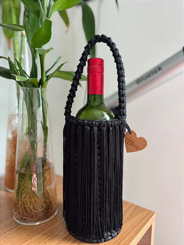 Porta Vinho em Crochê com Fio Náutico e Franjas – Bolsa de Transporte Artesanal | To Home Decoração