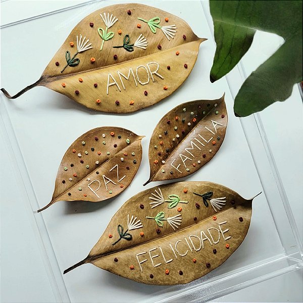 Quadro G com 4 folhas