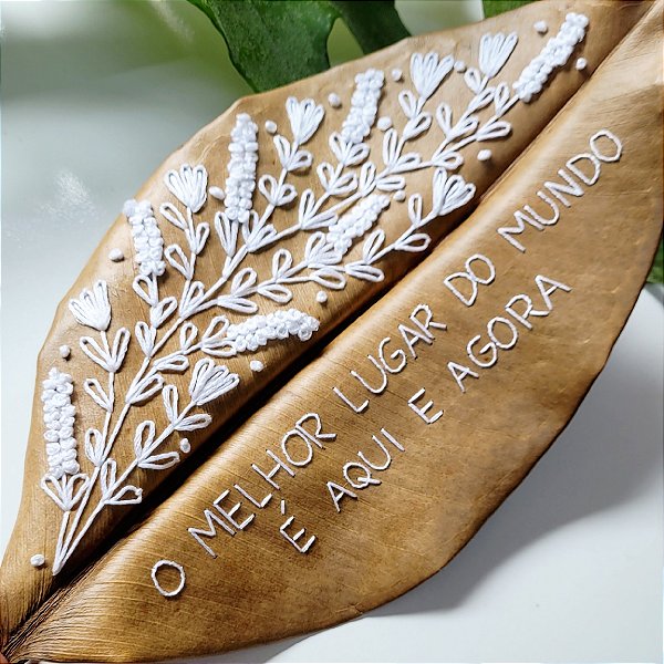 Folha Florais Brancos G