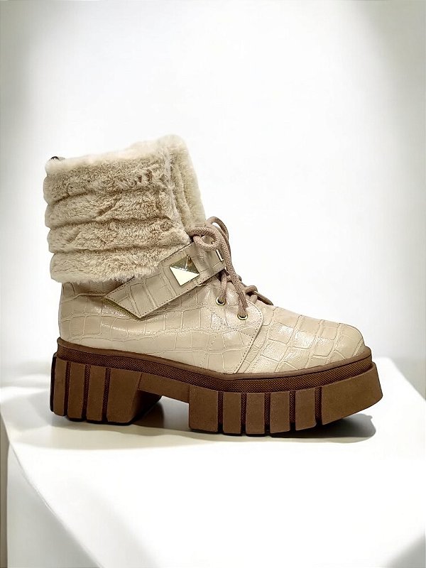 BOTA TRATORADA CROCO PELO