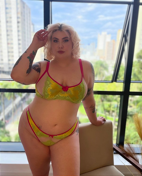 CONJUNTO PLUS SIZE METALIZADO