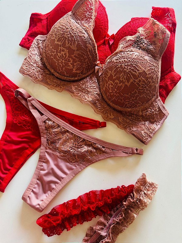 CONJUNTO ALÇA RENDADA COM PERSEX