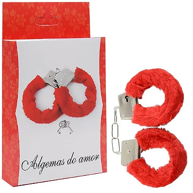 ALGEMA DE METAL COM PELUCIA VERMELHA  E CHAVES