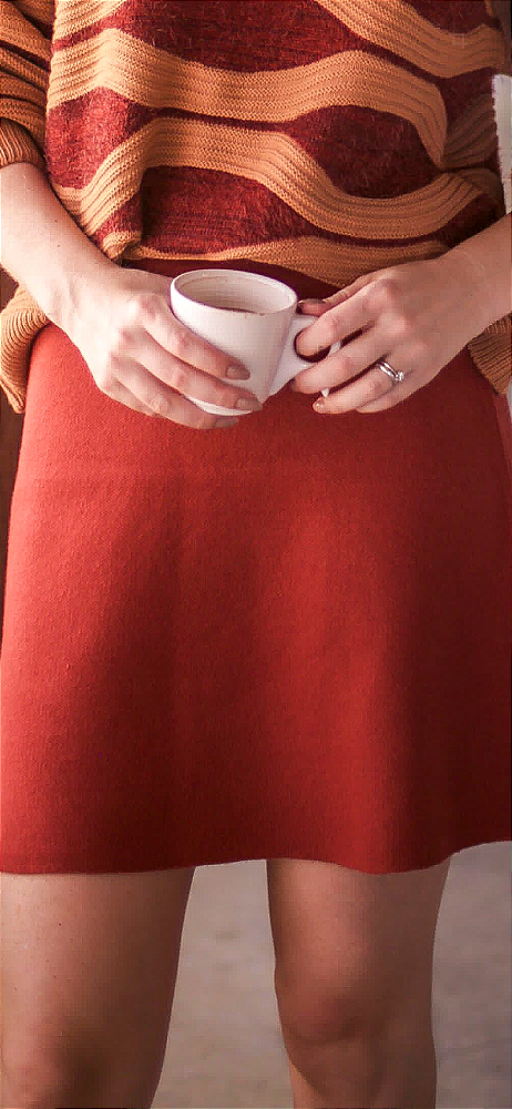 MINI SAIA EM TRICOT STRECH