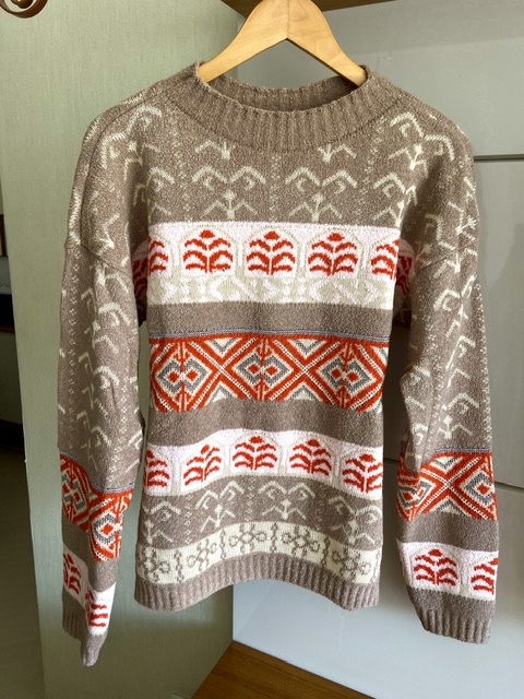 BLUSA EM TRICOT JACCARD