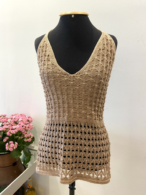 FRENTE ÚNICA EM TRICOT