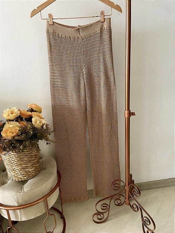 CALÇA EM TRICOT LUREX