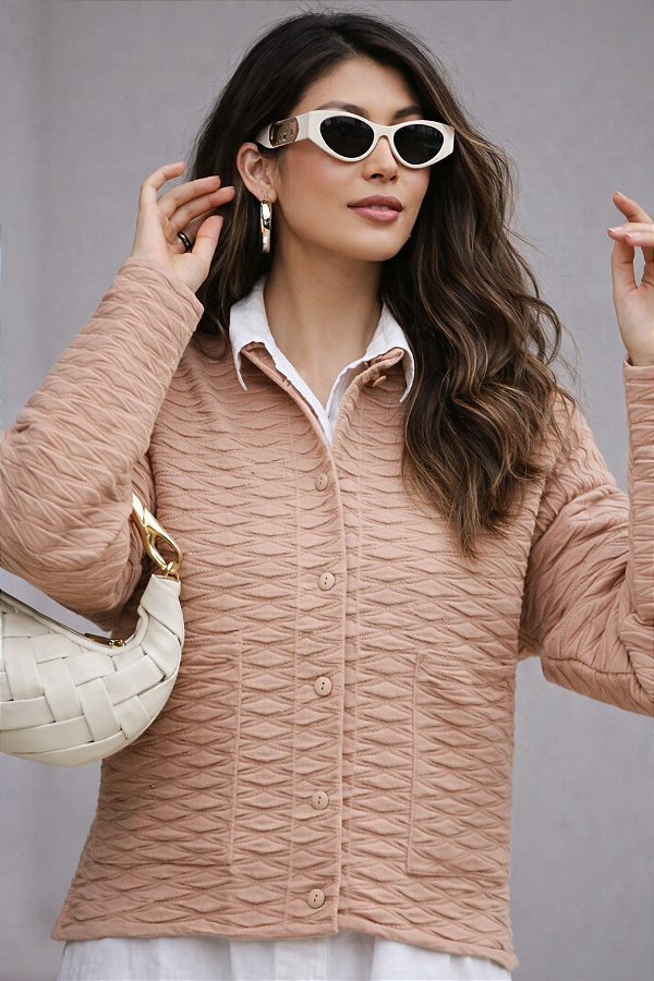 CASACO COM BOTÕES EM TRICOT