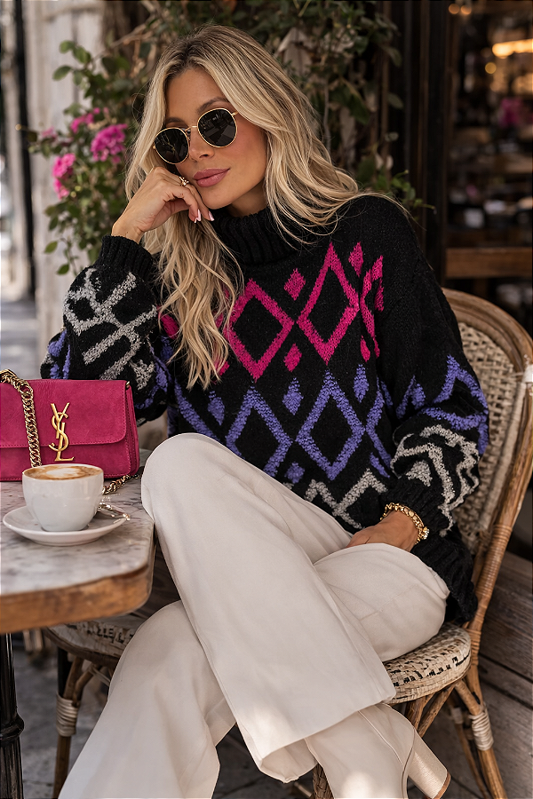 BLUSA COLORIDA GOLA ALTA EM TRICOT