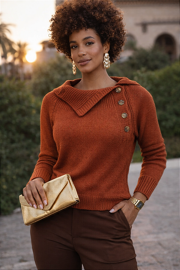 BLUSA BOTÃO E GOLA ENVIESADA EM TRICOT