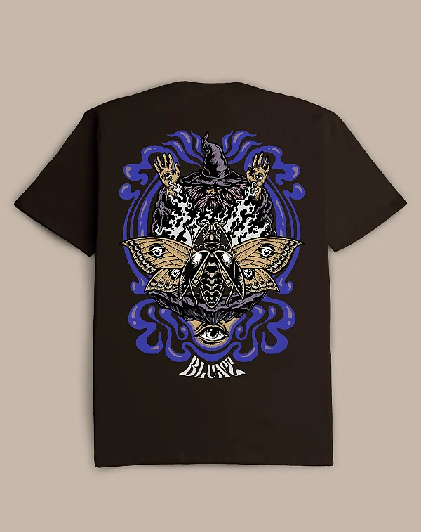 CAMISETA BLUNT OVERSIZED BEETLE MARROM