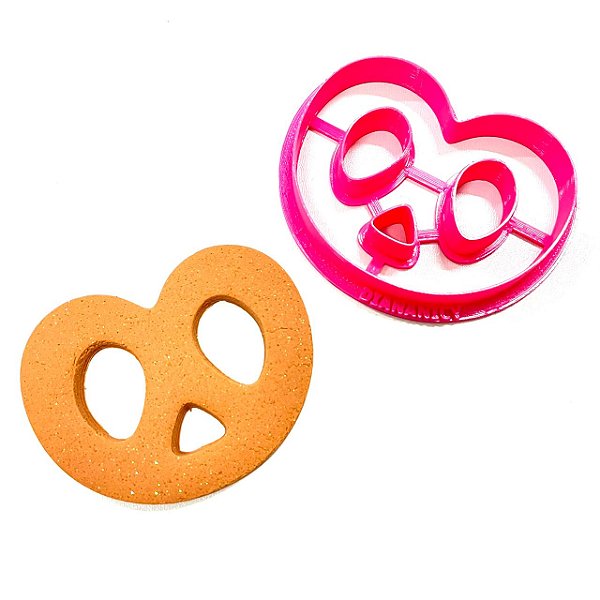 Cortador Pretzel 8cm - D240219