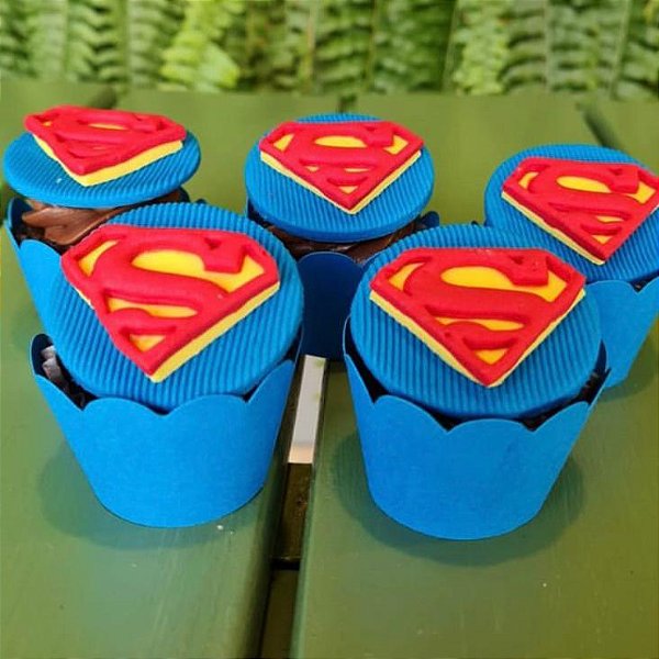 Cortador Escudo Super Homem 4cm (para pasta)