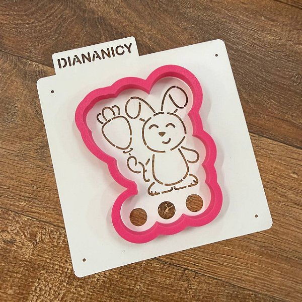 D260012 Cortador Estêncil Balão Coelho Pintura Nº 533