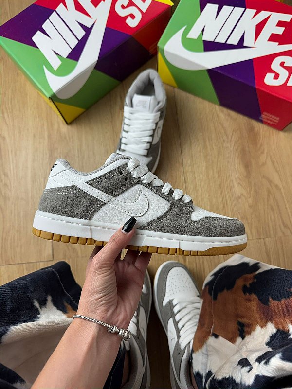 Nike Dunk Low Cinza