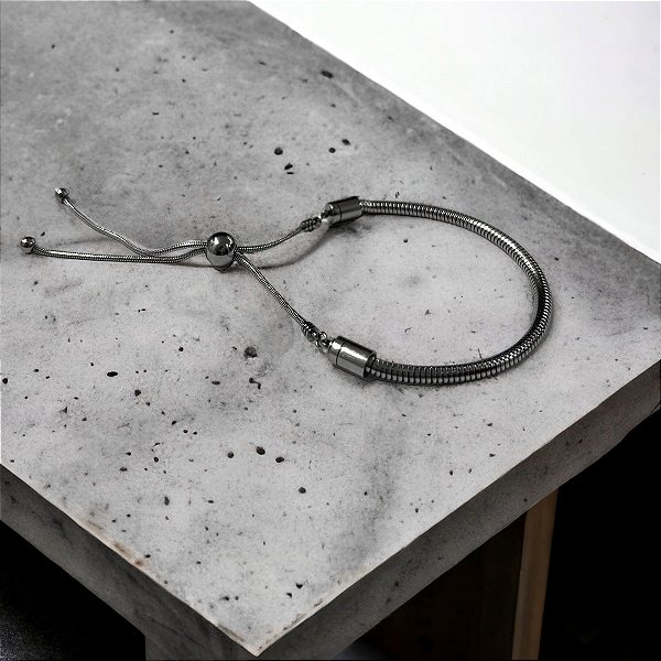 Pulseira de Aço Berloques Prateada Ajustável