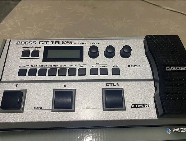 Pedal Multi Efeitos para Baixo Boss GT 1B