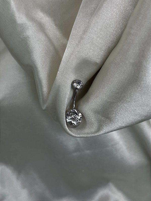 Piercing Umbigo em Titânio com Zircônias