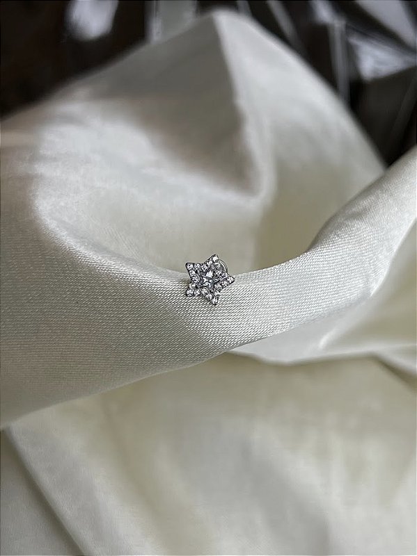 Piercing estrela-Titânio