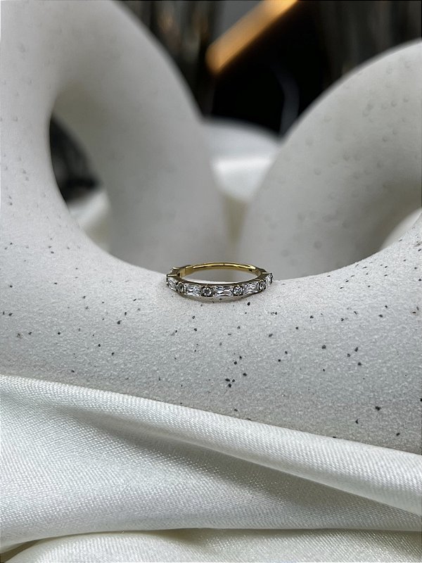 Argola marquises PVD Gold - Titanio
