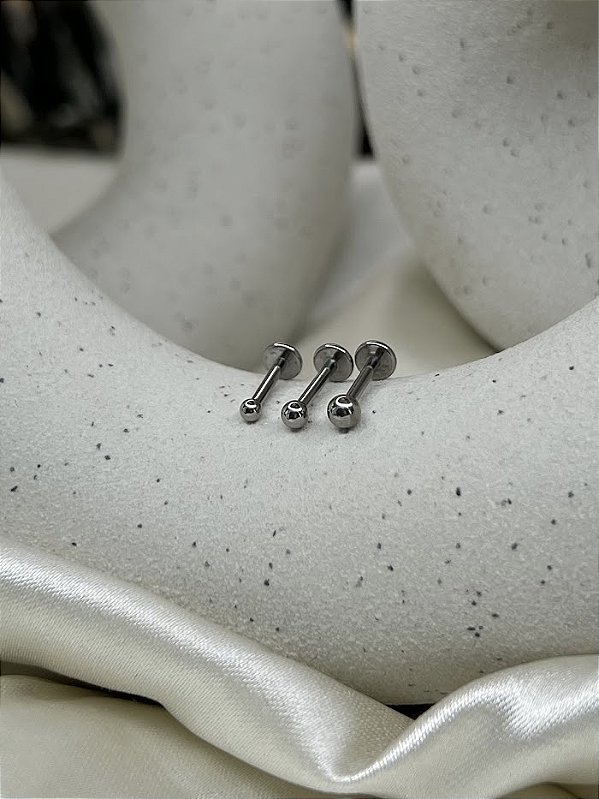 Labret básico em Titânio - 2.5mm