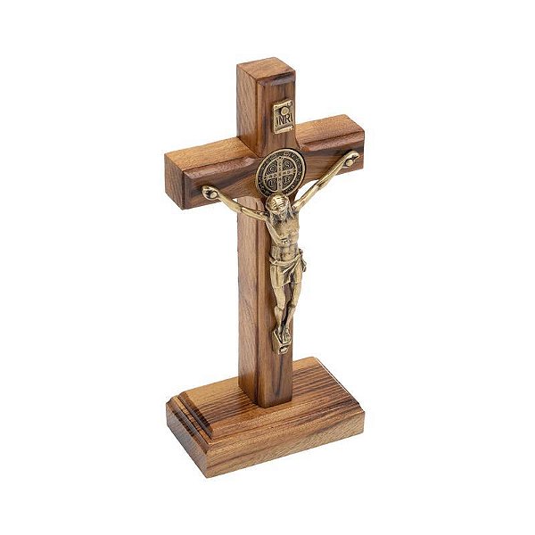 Crucifixo de Madeira Tradicional com Medalha de São Bento – 12cm
