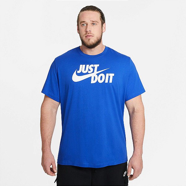 camiseta fitness masculina nike